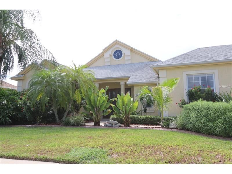 Property Photo:  