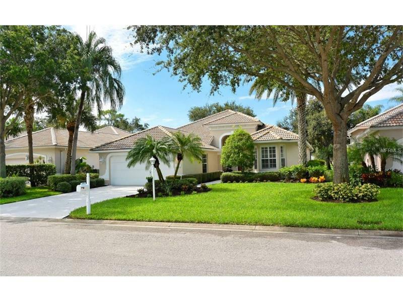Property Photo: 4318 Mirabella Circle FL 34210