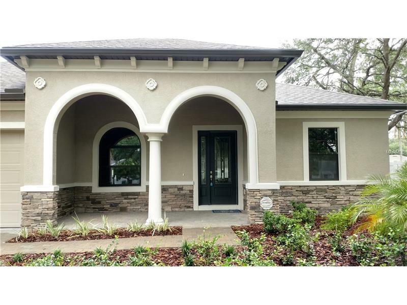 Property Photo: 4016 W Mullen Avenue FL 33609