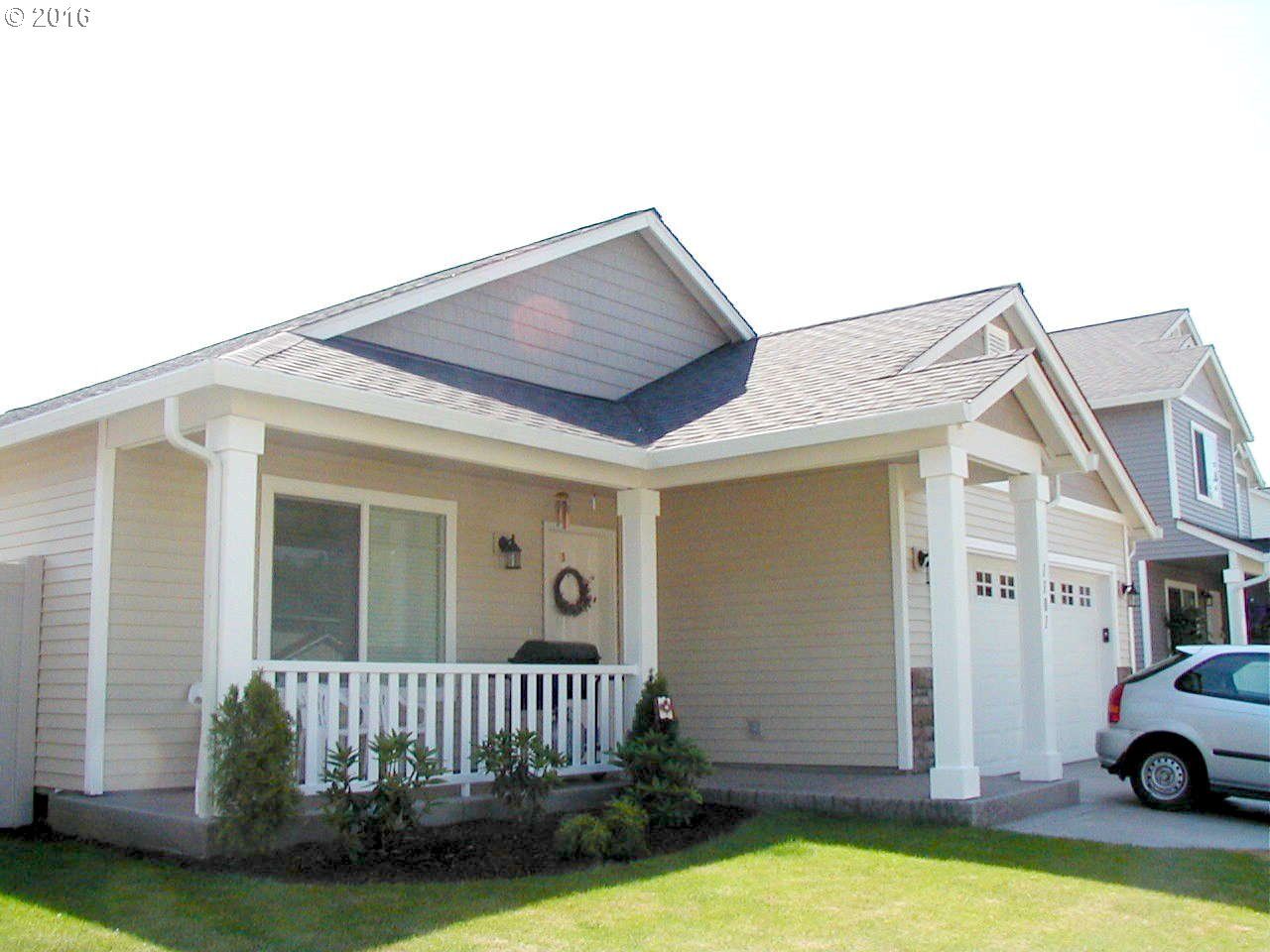 Property Photo:  1101 NW 23rd Ave  WA 98604 