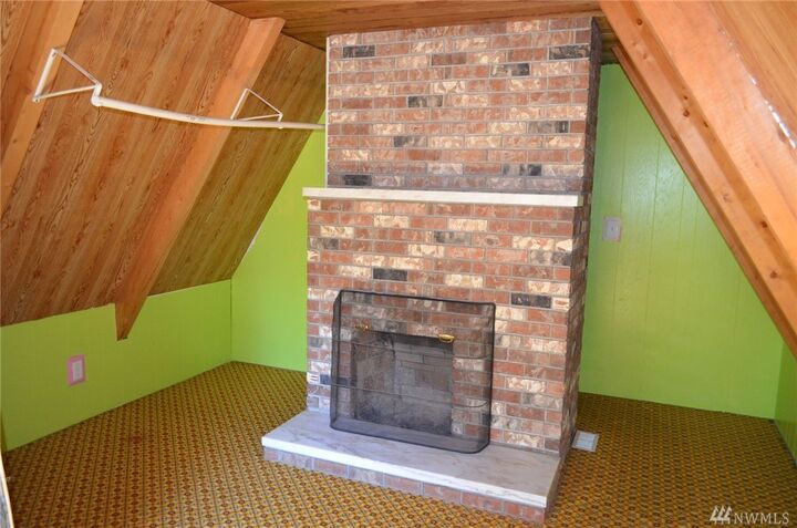 Property Photo: 4588 Decatur Dr WA 98248