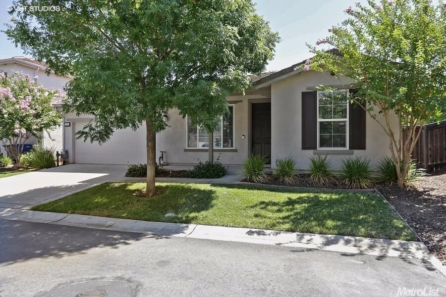Property Photo: 9 Elijah Place CA 95835