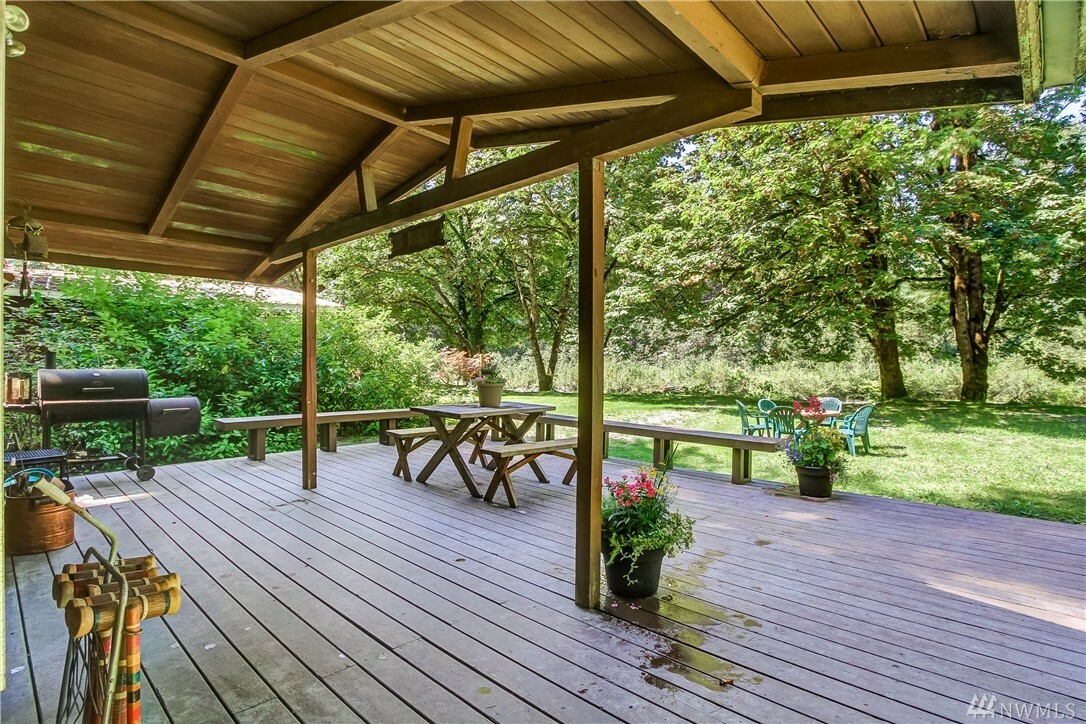 Property Photo:  20815 Entsminger Rd  WA 98223 