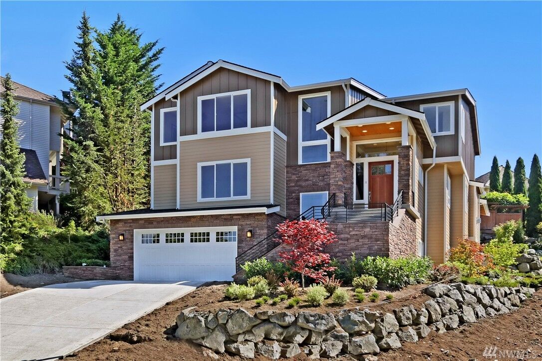 Property Photo:  4577 NE 89th St  WA 98115 