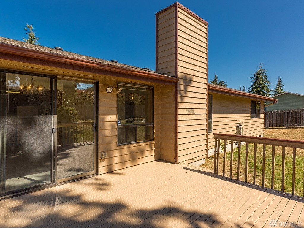 Property Photo: 3801 W 3rd St WA 98221