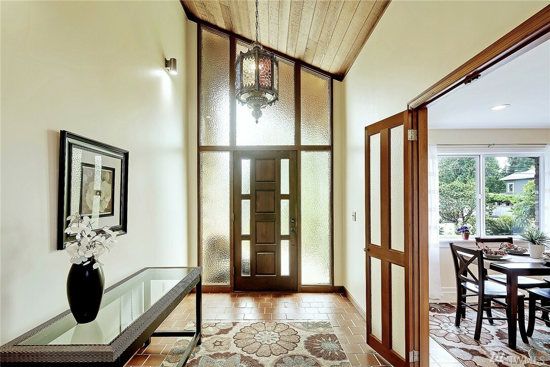 Property Photo: 16317 34th Ave NE WA 98155