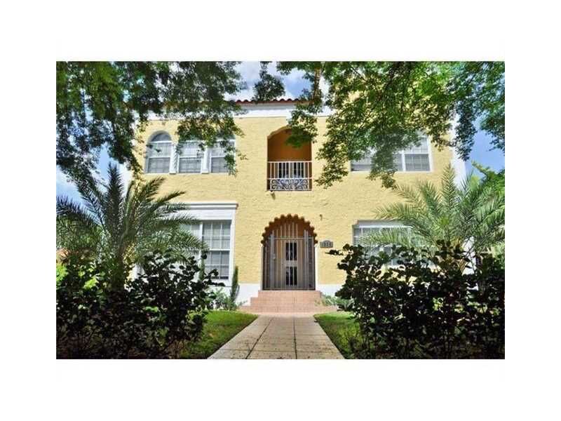 Property Photo:  1314 Salzedo St  FL 33146 