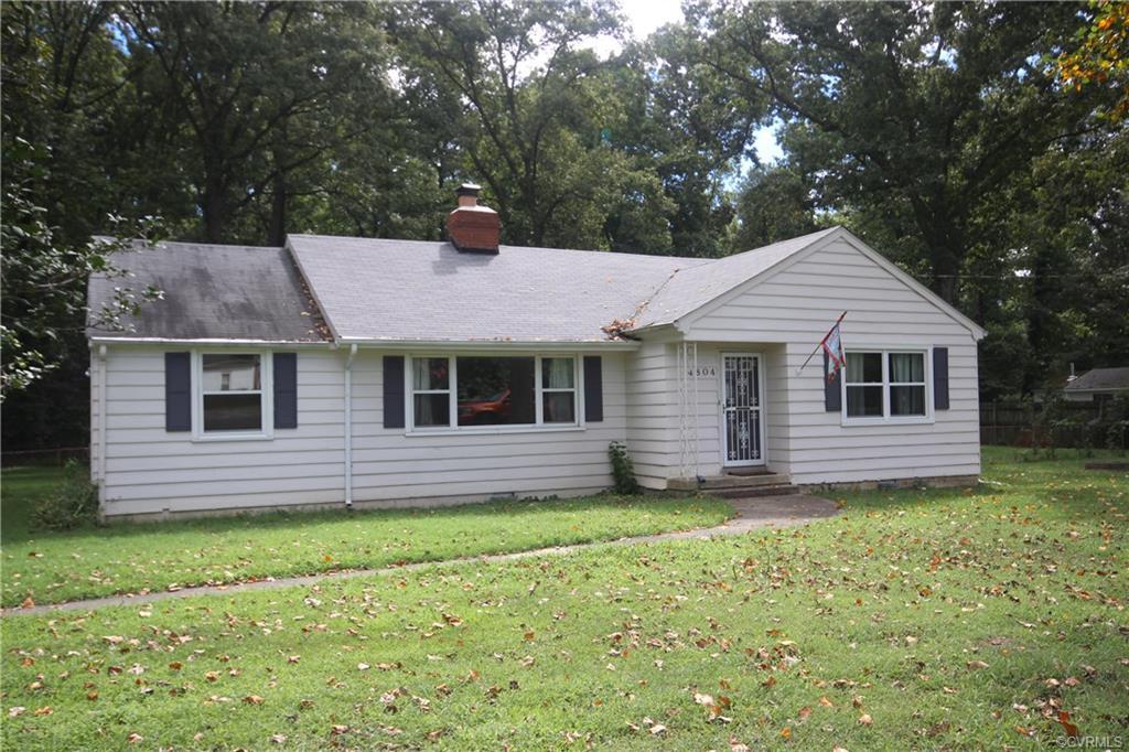 Property Photo: 4804 Oakleys Lane VA 23231