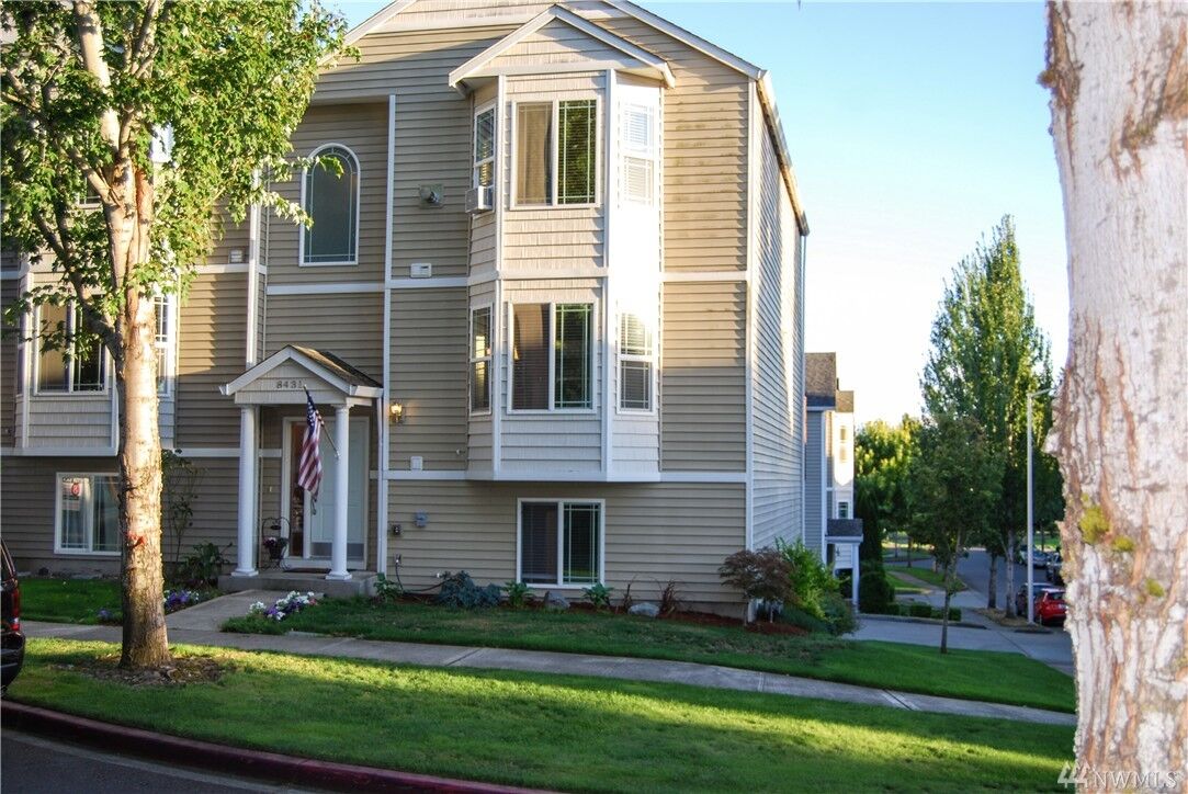 Property Photo:  8431 13th Avenue SE  WA 98513 