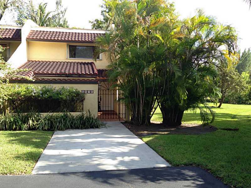 Property Photo: 3873 Alcantara Av 74E FL 33178