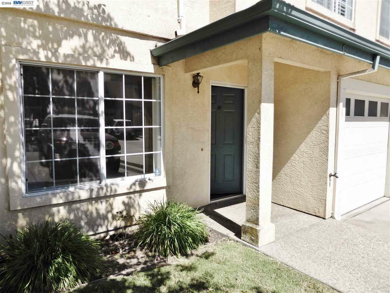 Property Photo:  3033 Grove Way "C"  CA 94546 