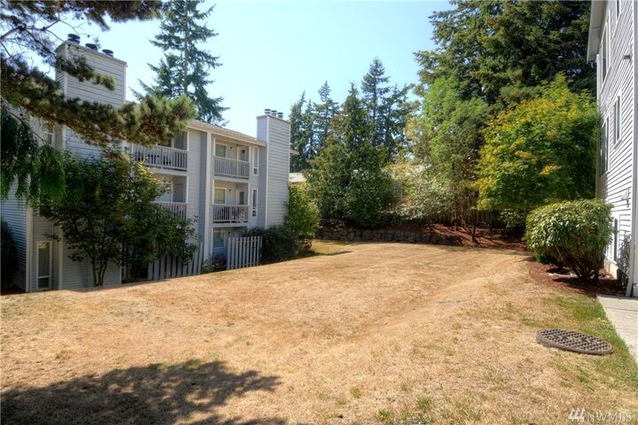Property Photo: 20824 70th Avenue W 4 WA 98036