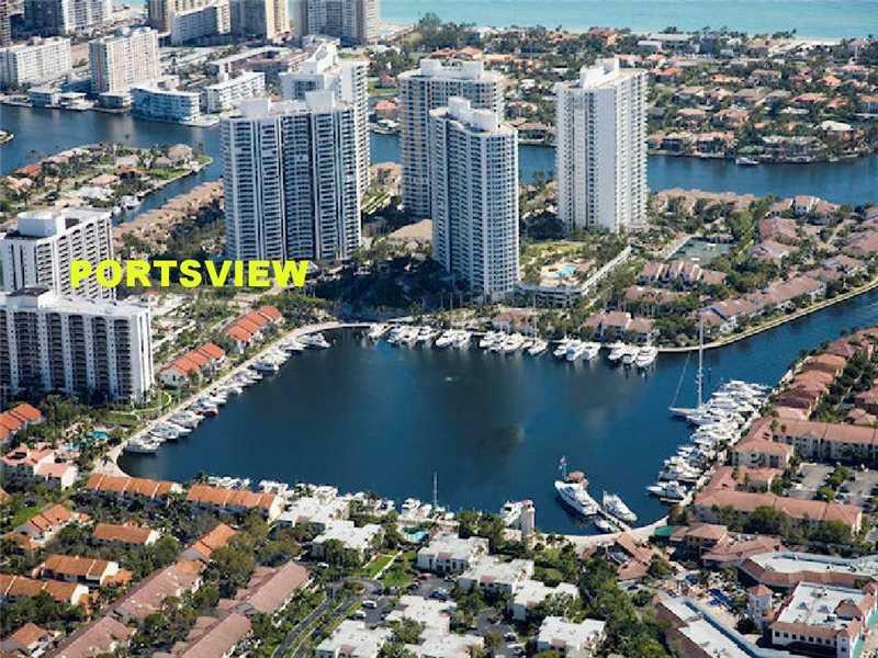 Property Photo: 3610 Yacht Club Dr 304 FL 33180