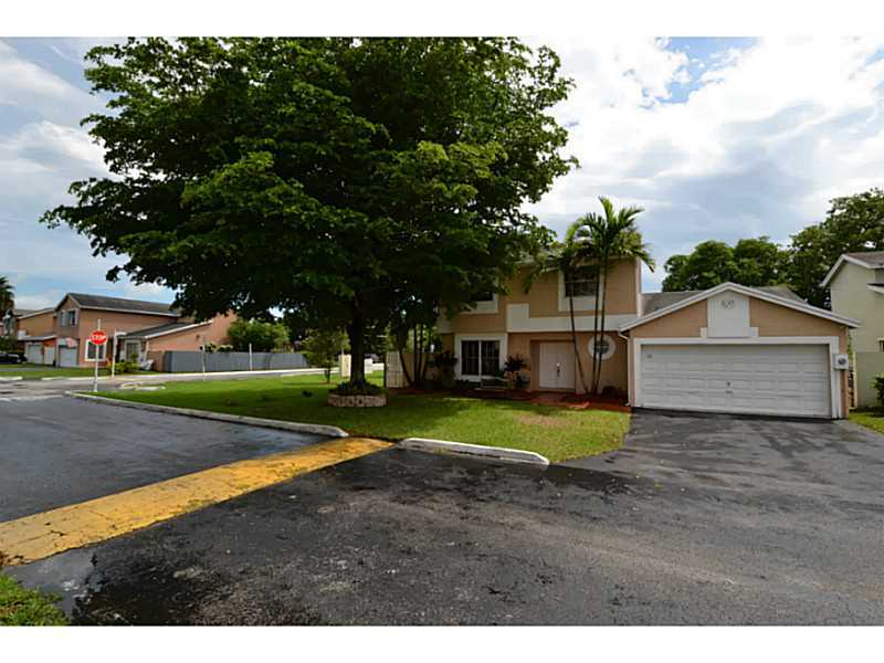 Property Photo:  14604 SW 95 Ln  FL 33186 