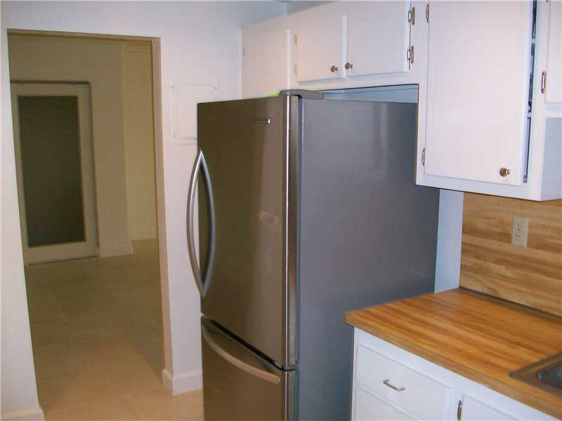 Property Photo:  8500 SW 109 Av 6-210  FL 33173 