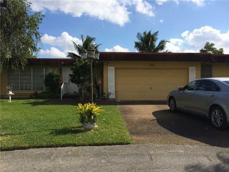 Property Photo:  7002 NW 63rd Ct  FL 33321 