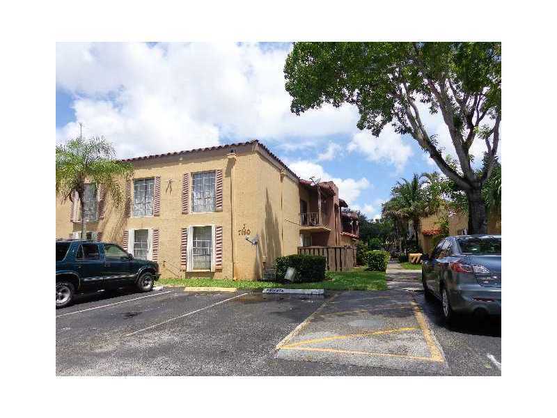 Property Photo: 7140 Fairway Dr J26 FL 33014