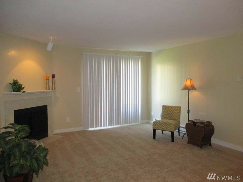 Property Photo:  16817 Larch Wy C105  WA 98037 