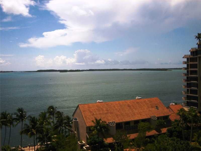 Property Photo:  540 Brickell Key Dr 1101  FL 33131 