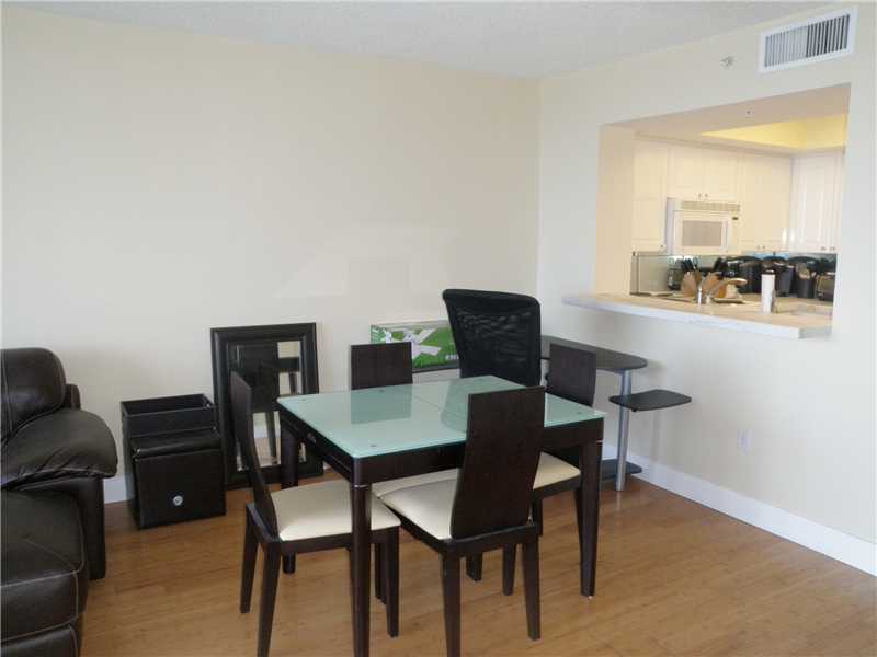 Property Photo:  1800 Sunset Harbour Dr 709  FL 33139 