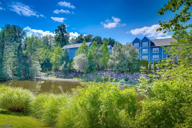 Property Photo: 371 Cambridge Dr NJ 07446
