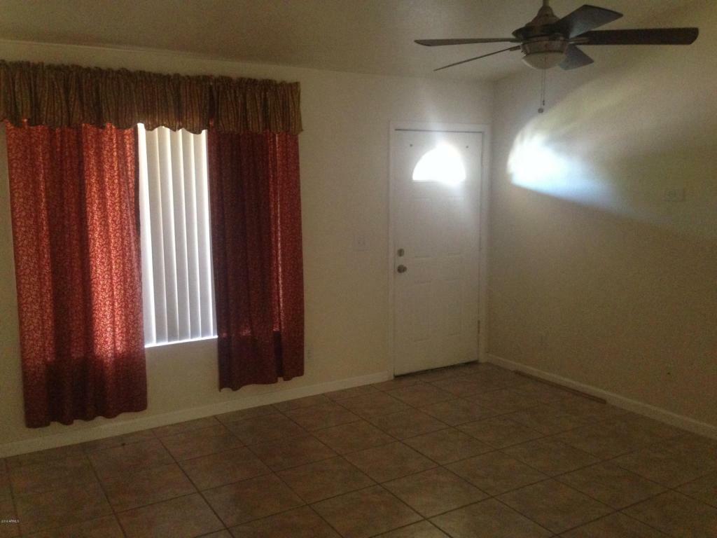 Property Photo:  2461 E Dragoon Avenue  AZ 85204 