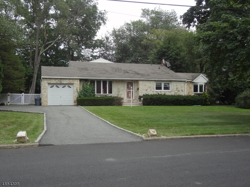 Property Photo:  6 Libby Ave  NJ 07444 