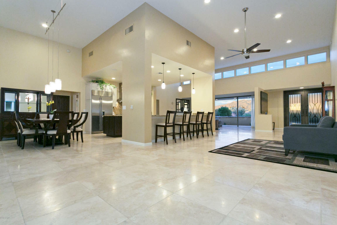 Property Photo: 10909 N Pomegranate Drive AZ 85737