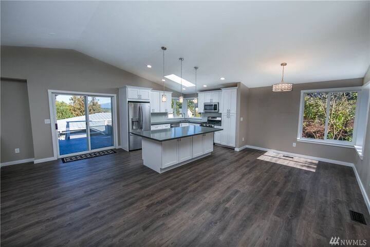 Property Photo:  4325 Kiowa Dr  WA 98273 