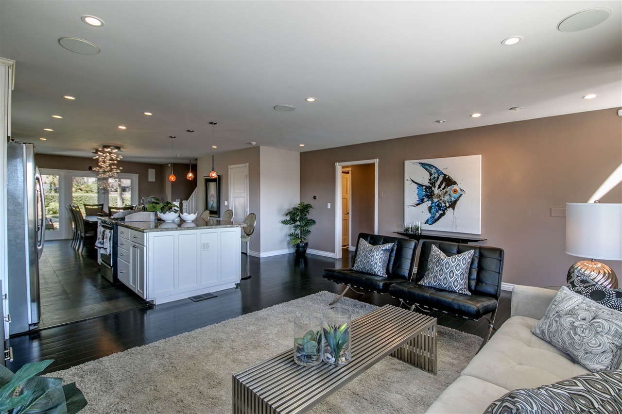Property Photo: 3560 Tennyson CA 92106