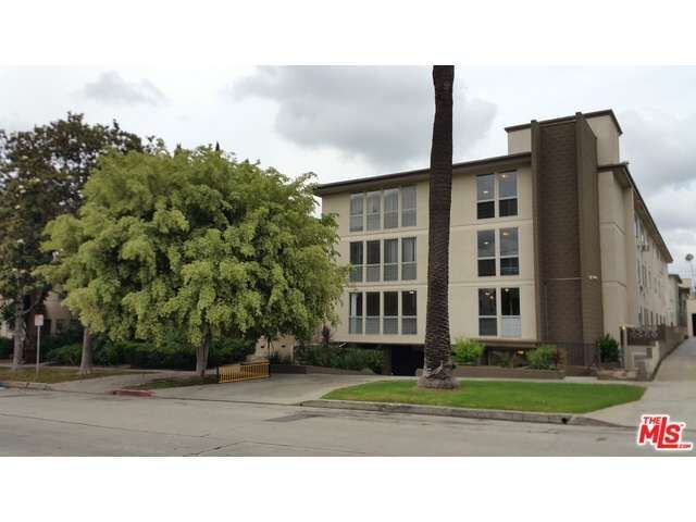 Property Photo:  1833 N Normandie Ave 209  CA 90027 