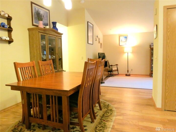 Property Photo:  1018  99th Avenue SE  WA 98258 