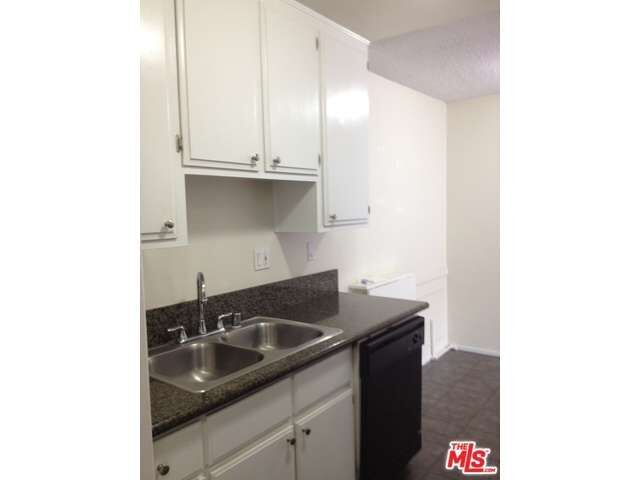 Property Photo: 1833 N Normandie Ave 205 CA 90027