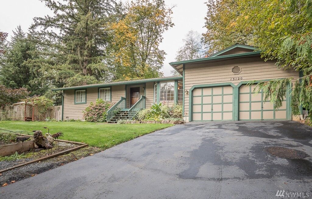 Property Photo: 13120 183rd Avenue SE WA 98290