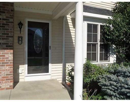 Property Photo: 138 Main St 4 MA 01085