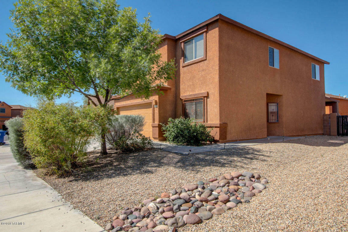 Property Photo:  2415 E Calle Lena Verde  AZ 85706 