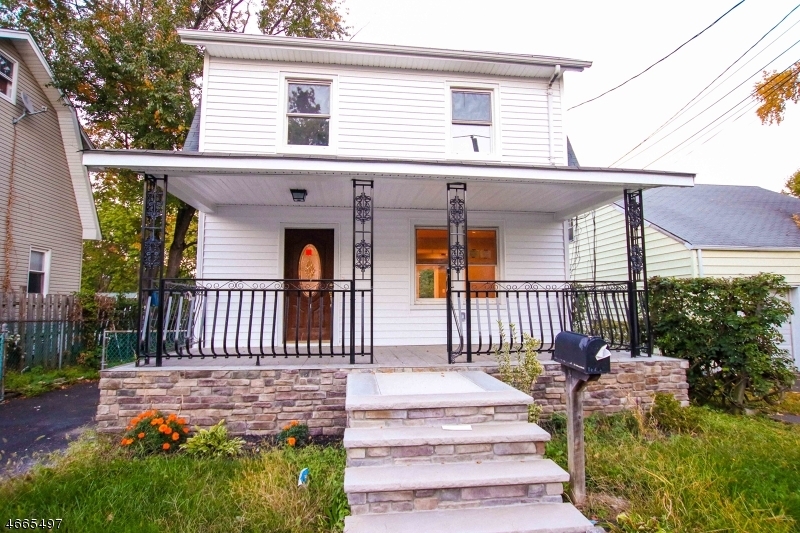 Property Photo:  1029 Thomas St  NJ 07205 