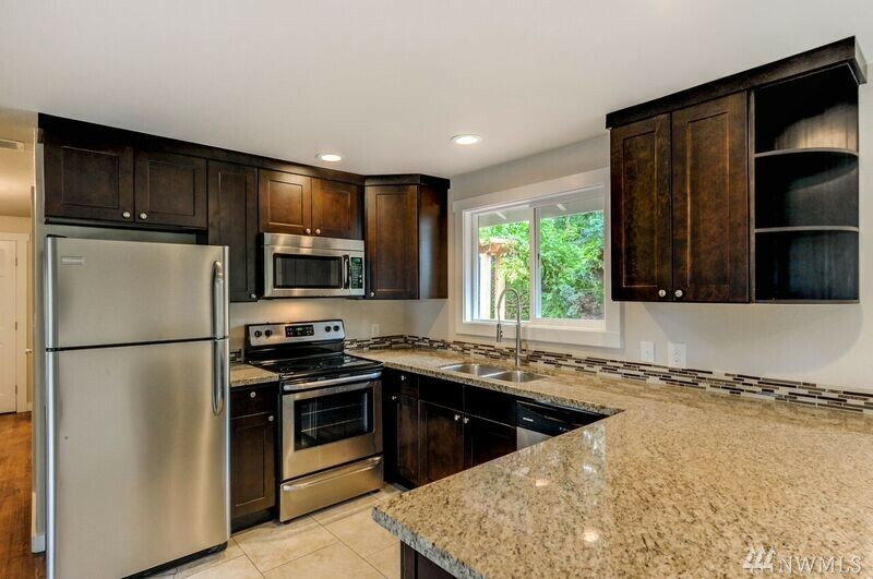 Property Photo: 8816 NE 187th St WA 98011