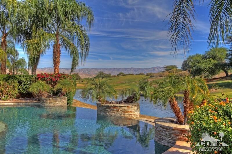 Property Photo:  346 Loch Lomond Road  CA 92270 