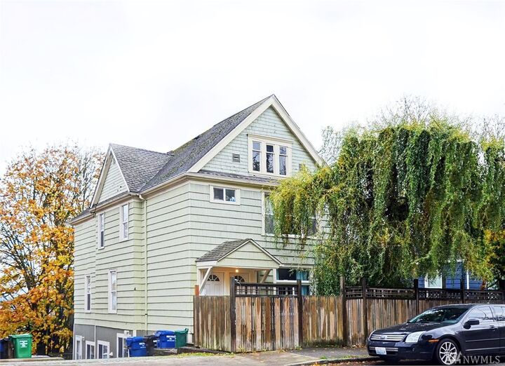 1526 14th Ave S  Seattle WA 98144 photo