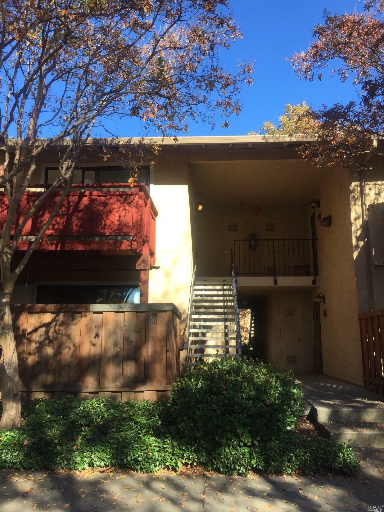 Property Photo:  662 Arcadia Drive  CA 95687 