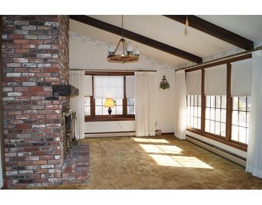 Property Photo: 6 Coachman Ln MA 01844