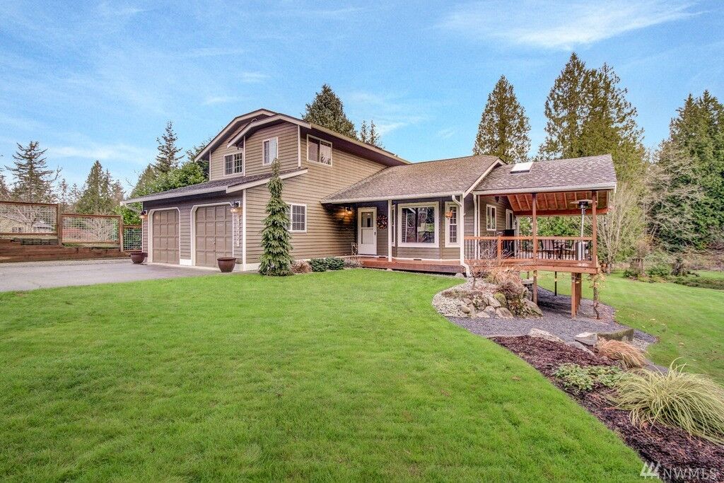 Property Photo:  13202 2nd St SE  WA 98258 