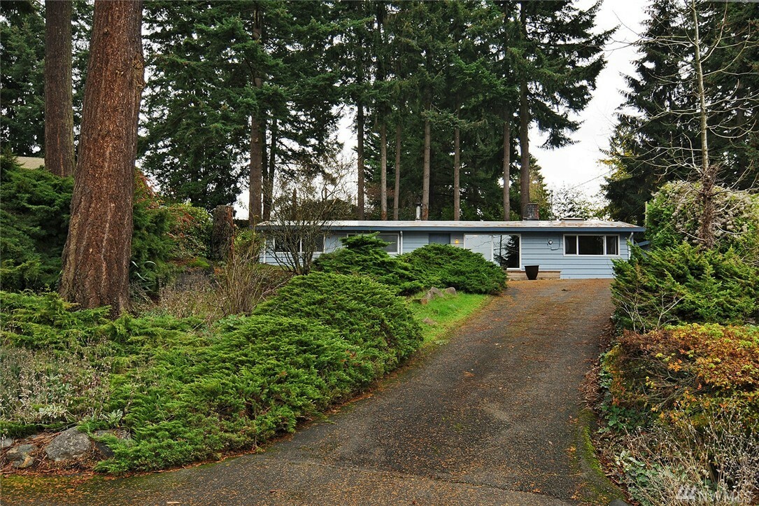 Property Photo:  235 S 196th Place  WA 98148 