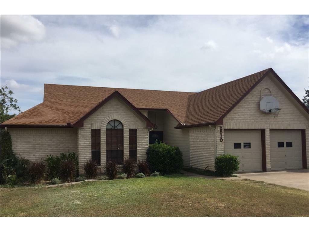 Property Photo: 2510 Kathleen Cove TX 78641