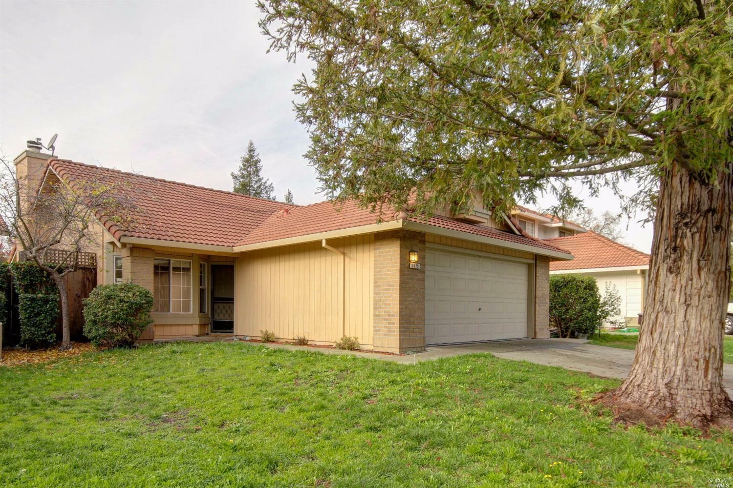 Property Photo:  1175 De Meo Street  CA 95407 