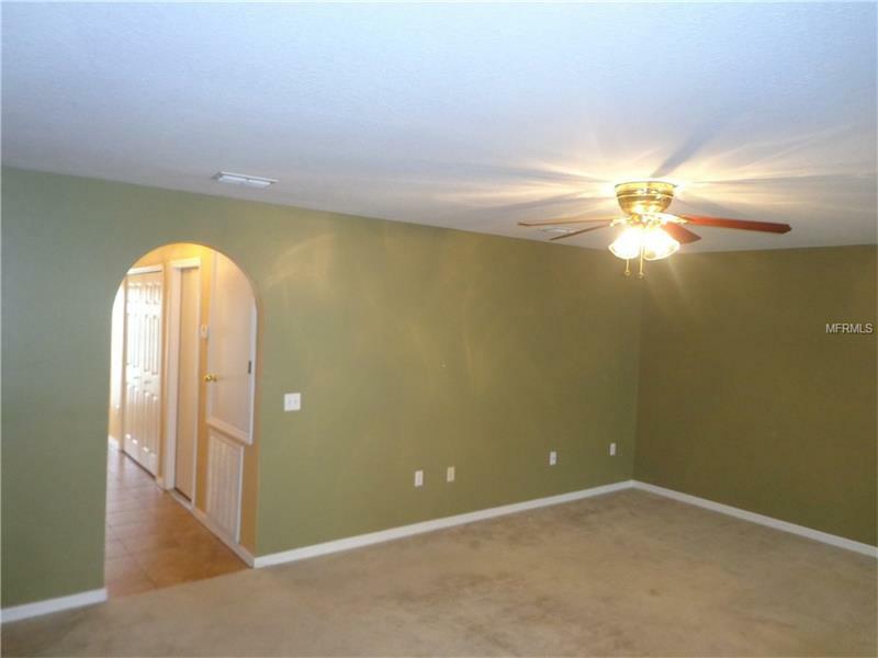 Property Photo:  