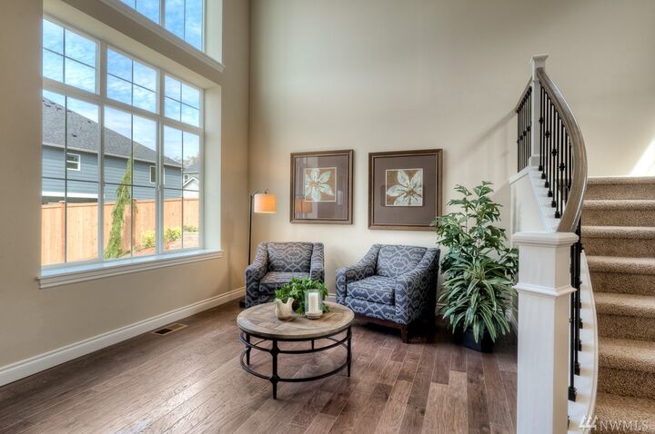 Property Photo:  396 Ashbury Ct NW  WA 98110 