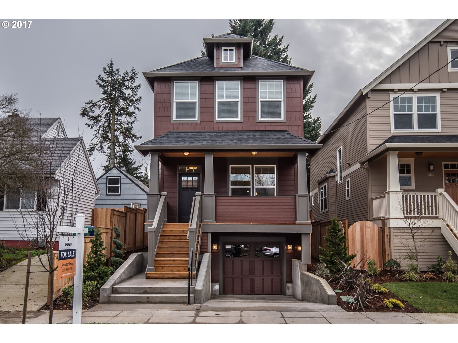 Property Photo:  2552 N Terry St  OR 97217 