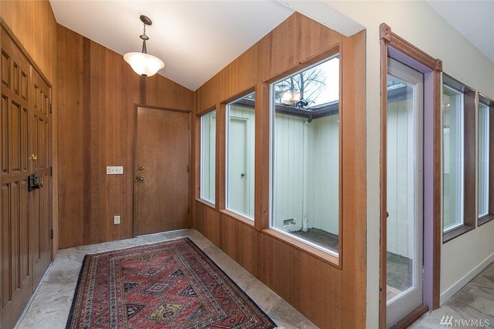 Property Photo:  6432 NE 188th St  WA 98028 